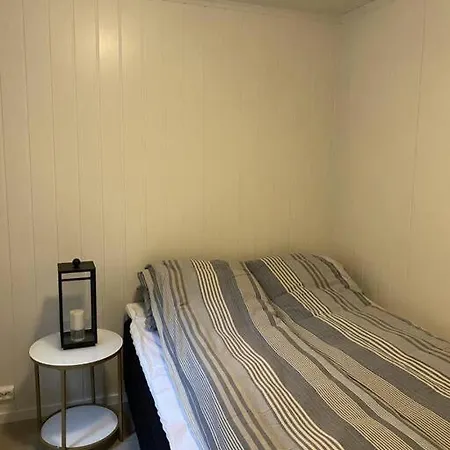 Holiday home Ny Rorbu Ved Sjoen, Sentralt Pa Sunnmore Alesund